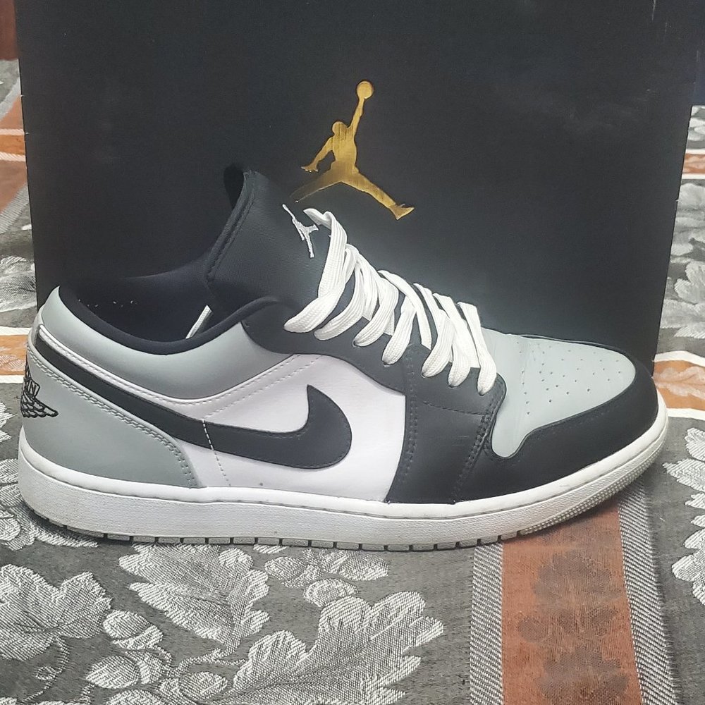 Air Jordan 1 Shadow lows